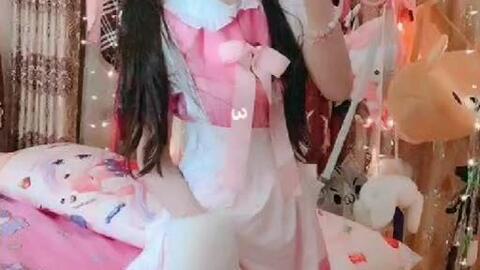网红萝莉悠望宝,青春洋溢的虚拟偶像传奇